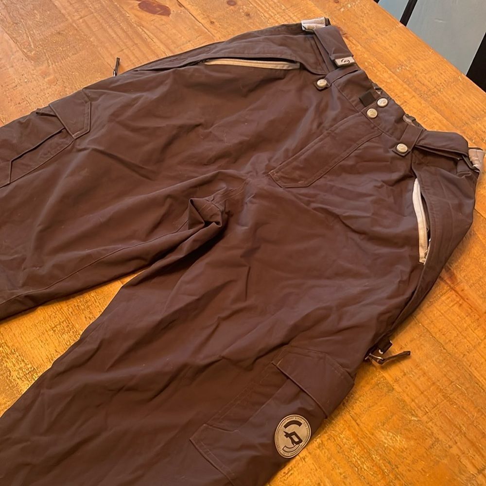 RIDE Snowboarding/Ski pants!! Great condition!